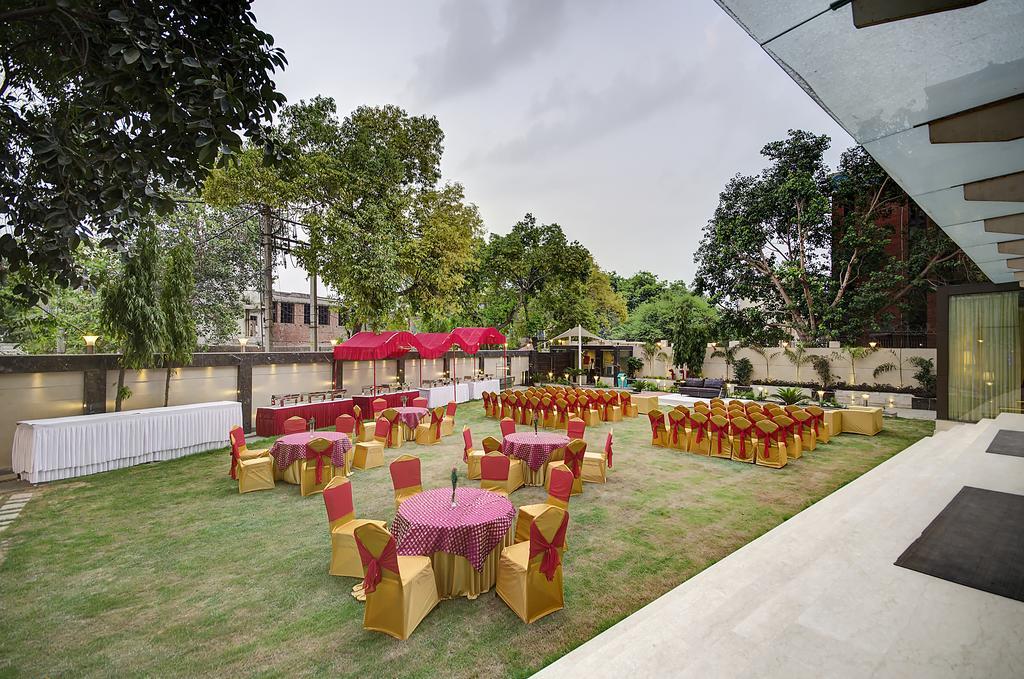 Palm Spring A Boutique Hotel Neu-Delhi Exterior foto