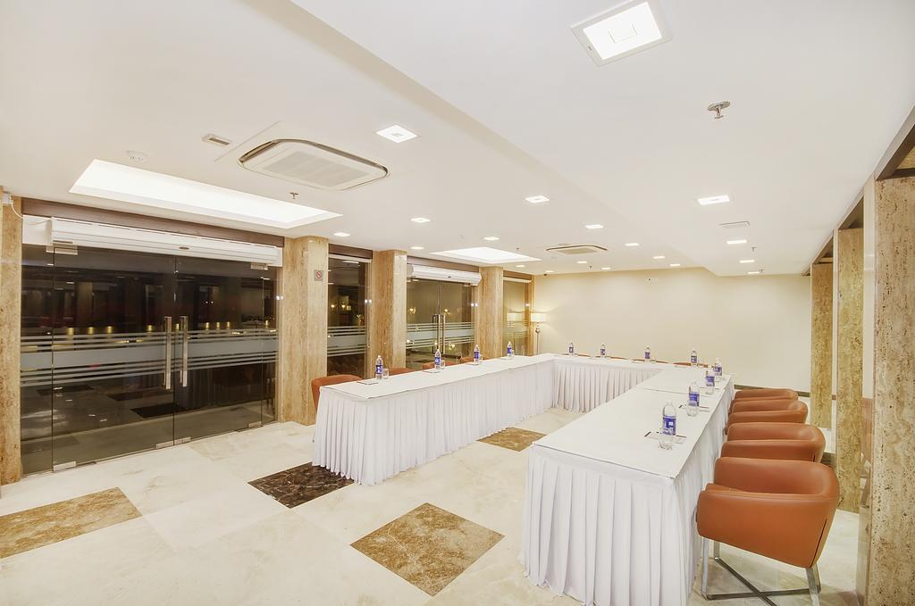 Palm Spring A Boutique Hotel Neu-Delhi Exterior foto